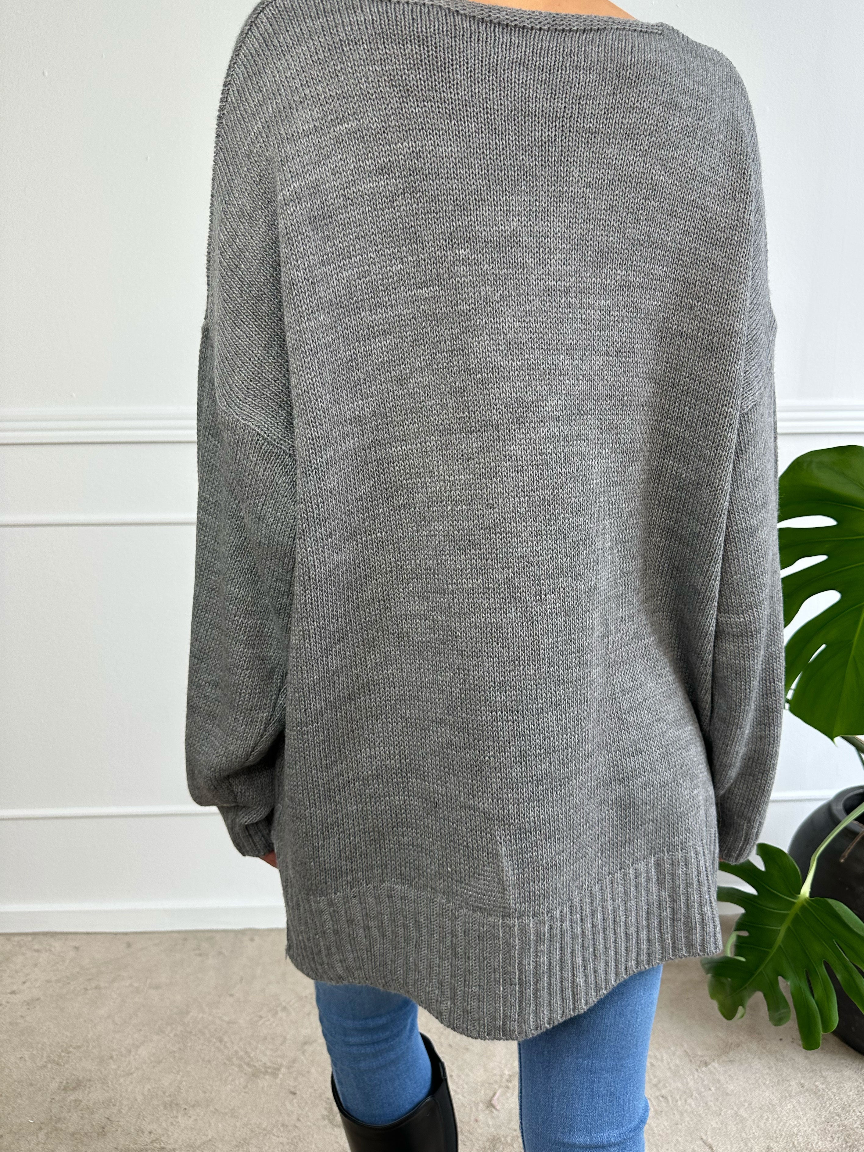 Shaima - Simpel oversized tröja med fickor